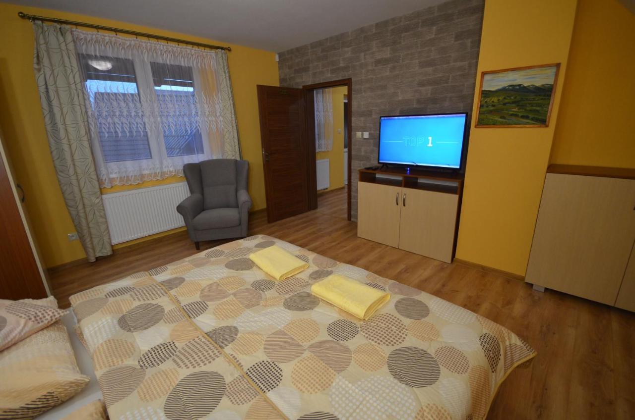 Apartmány Best I. Bešeňová Esterno foto