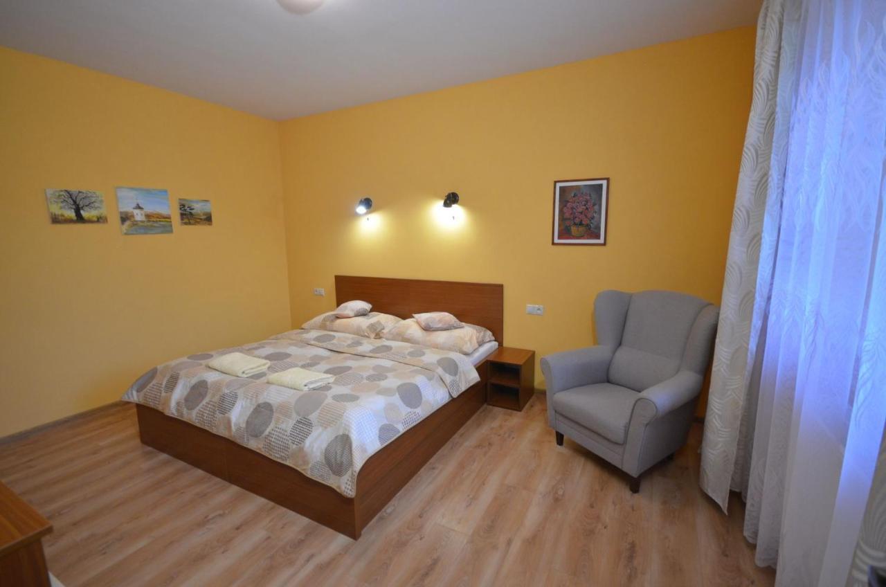 Apartmány Best I. Bešeňová Esterno foto