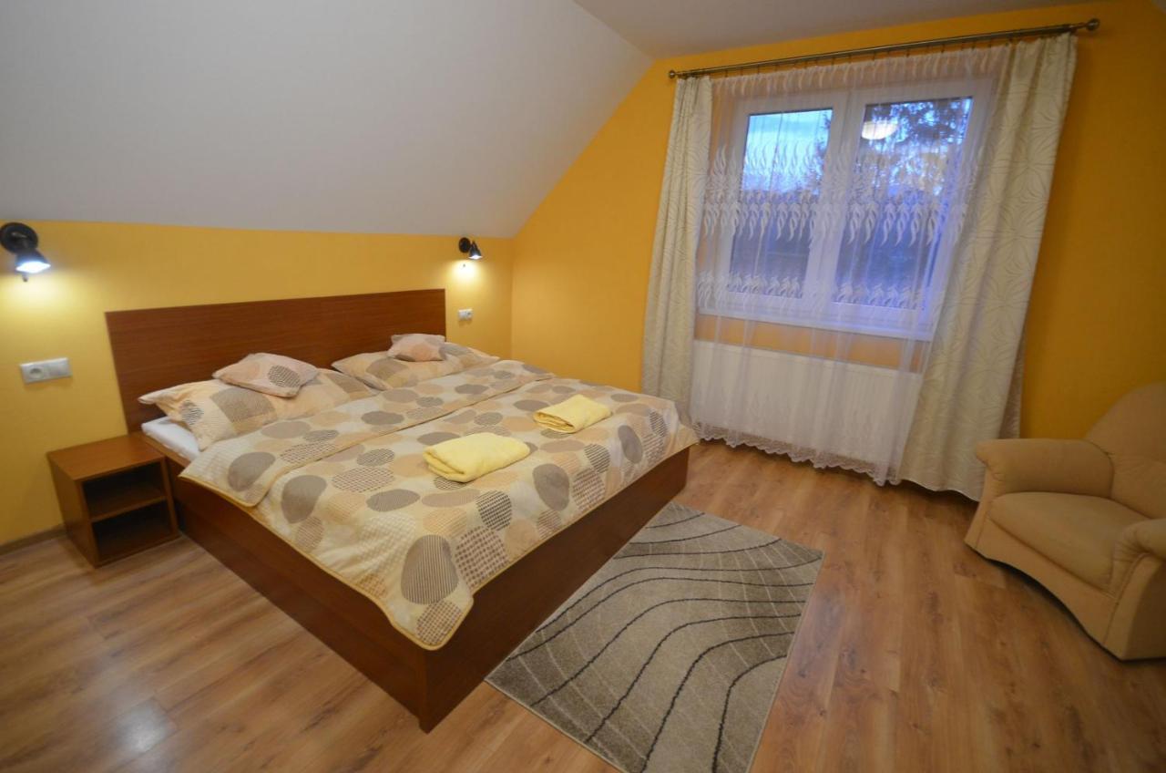 Apartmány Best I. Bešeňová Esterno foto