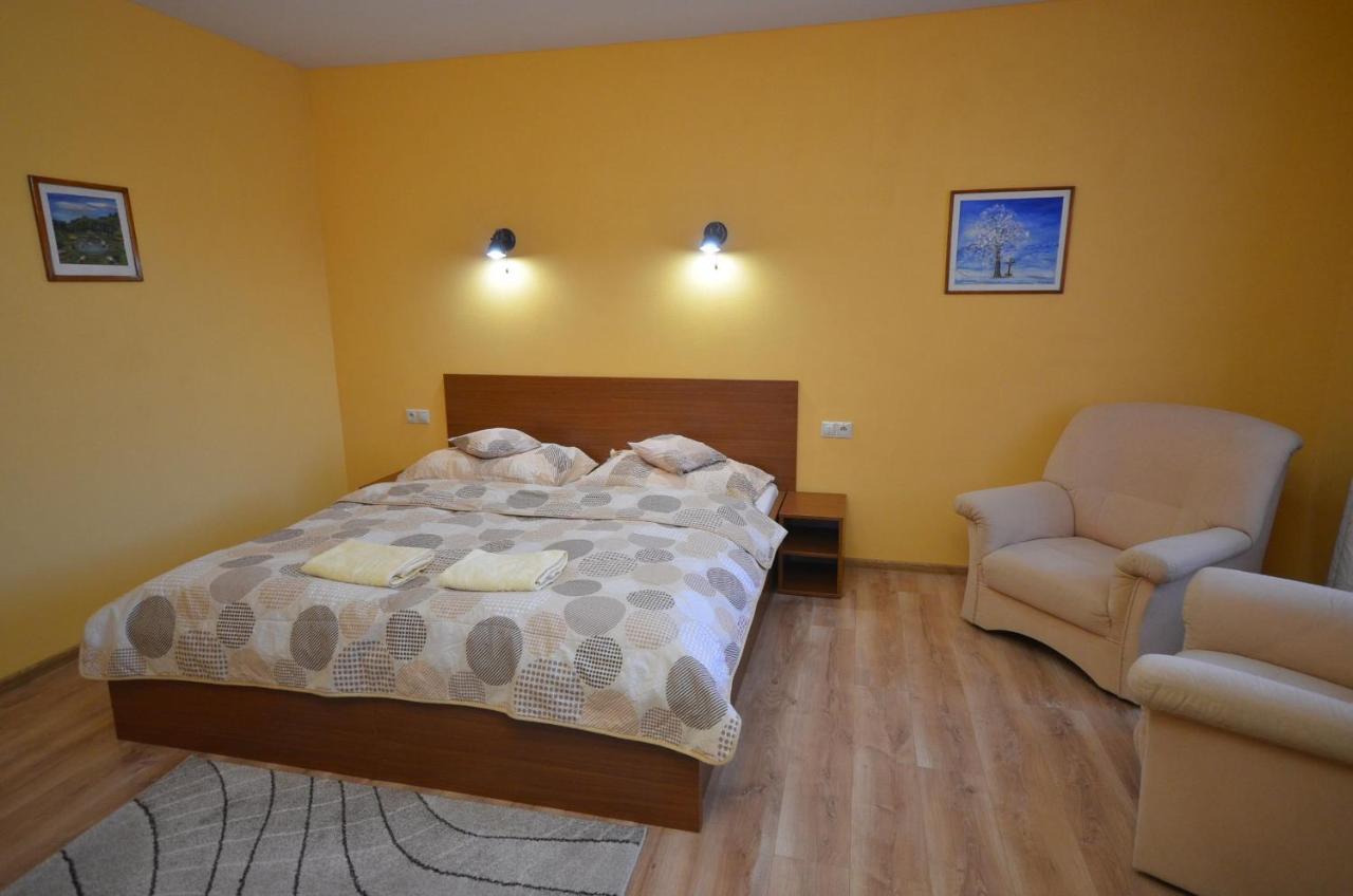 Apartmány Best I. Bešeňová Esterno foto