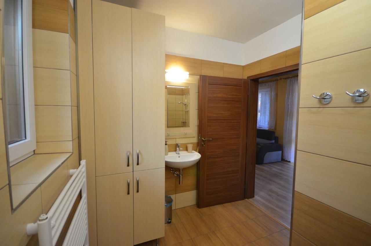 Apartmány Best I. Bešeňová Esterno foto