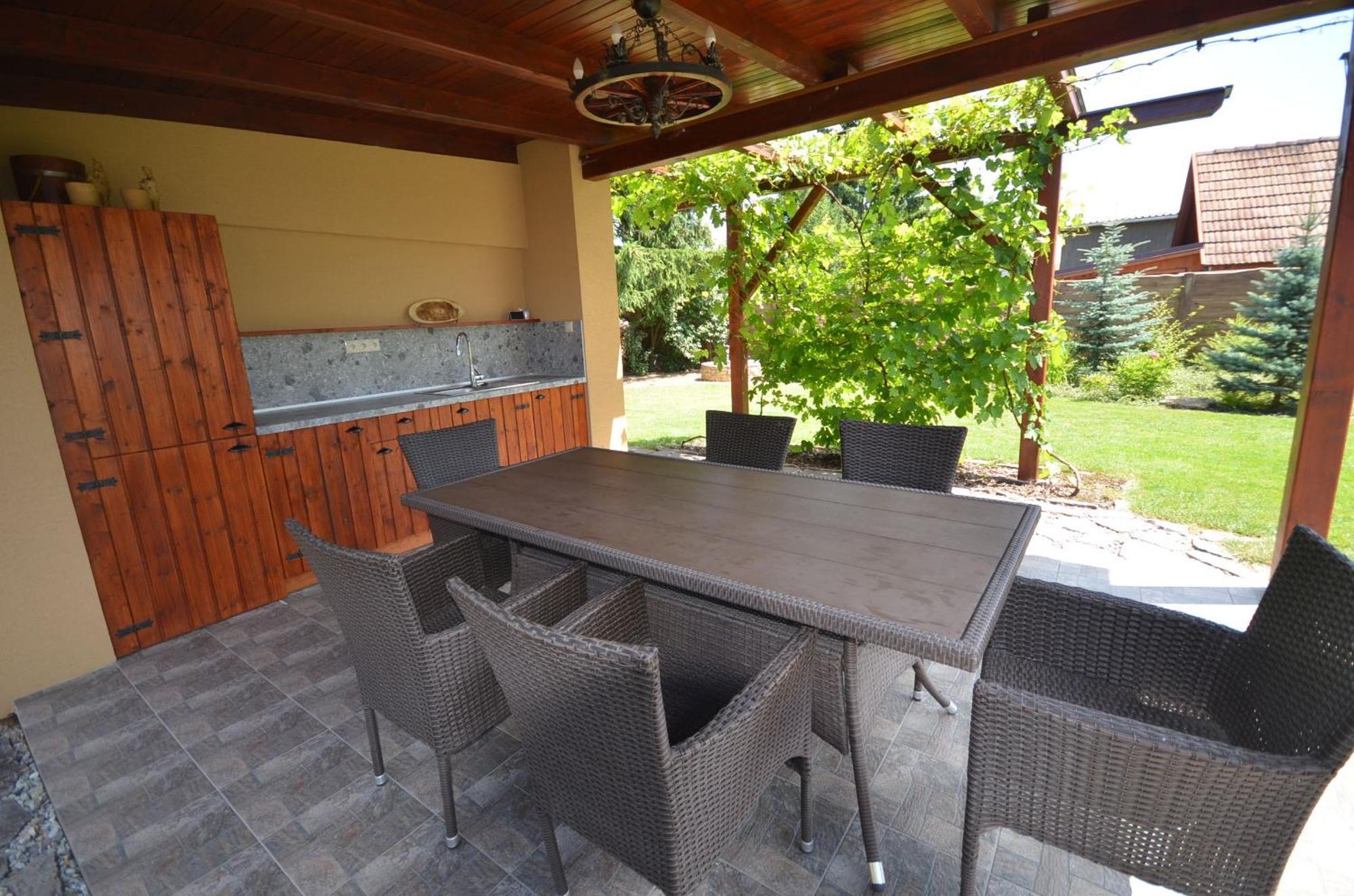 Apartmány Best I. Bešeňová Esterno foto